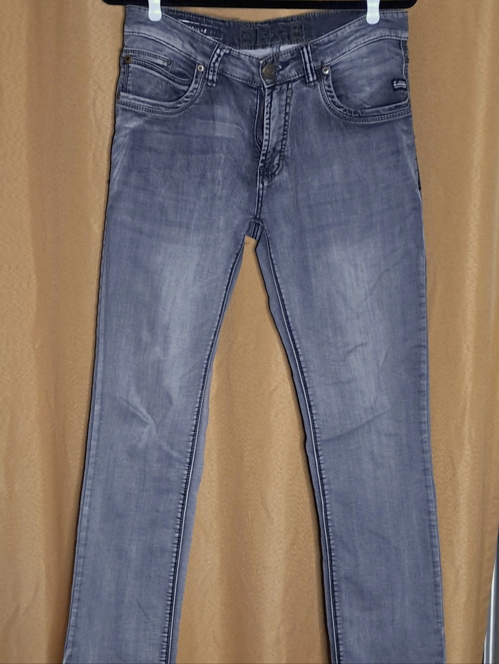 Slim Men's Denim Jeans in Light Grey